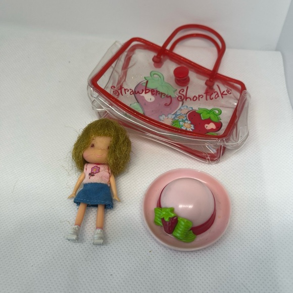 2003 Bandai Strawberry Shortcake Berry Cute Girls Ginger Snap w Tote - Picture 1 of 3